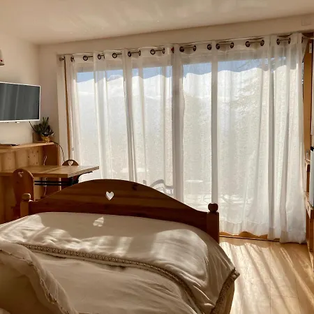 ホームステイ Belledonne *