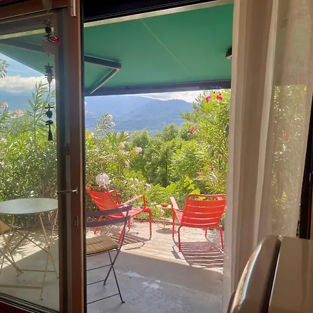 ホームステイ Belledonne *